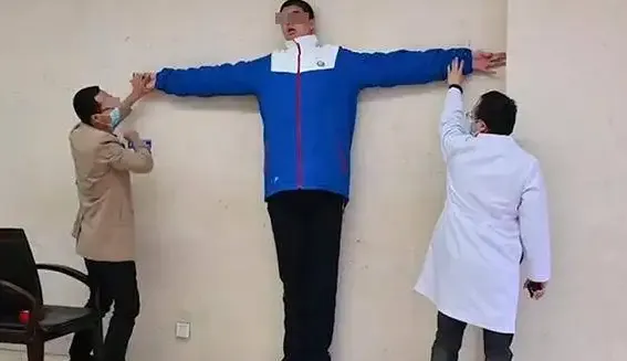 37961_eczg_7370.png